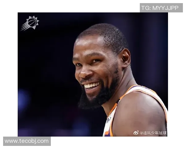 杜兰特对足球明星的热爱与追随背后的故事与启示